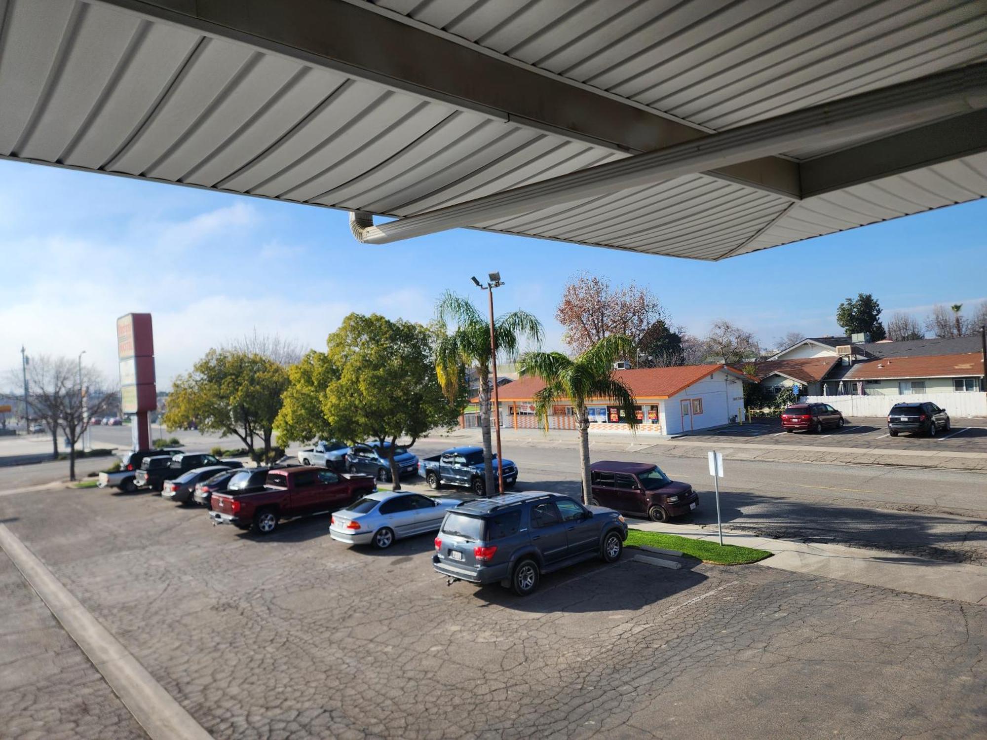 Budget Inn Corcoran Exterior foto