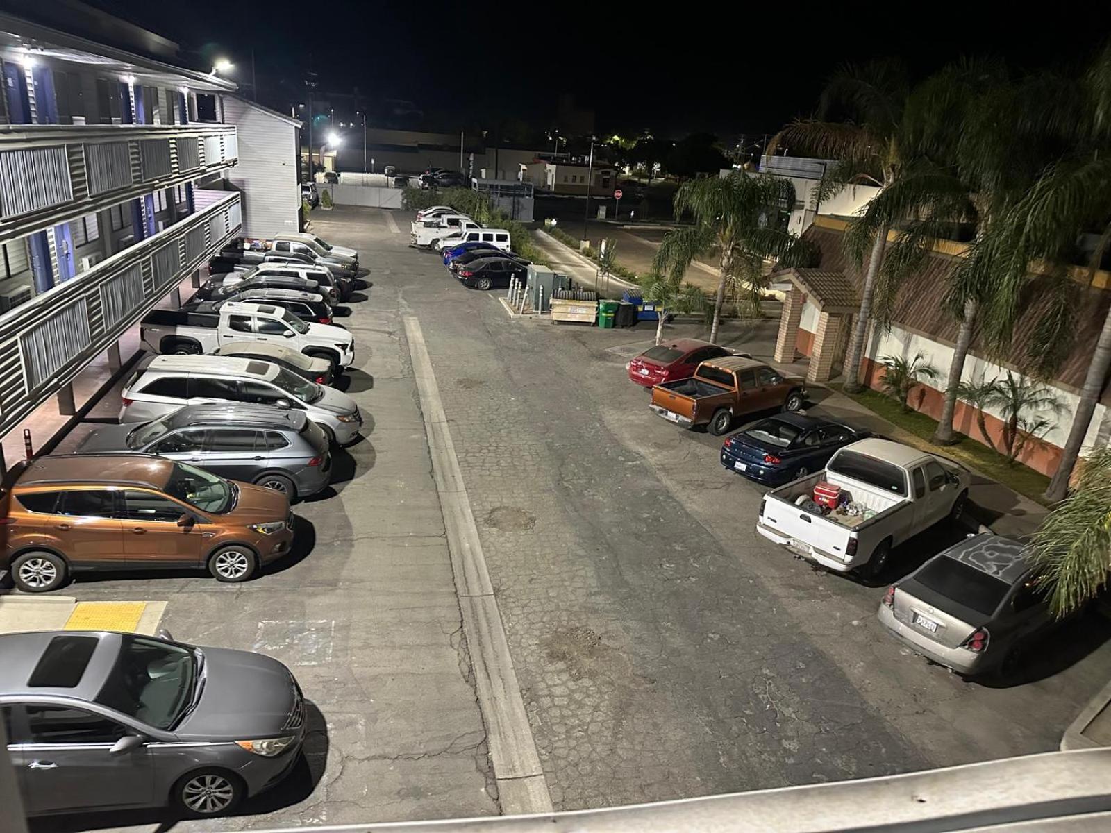 Budget Inn Corcoran Exterior foto